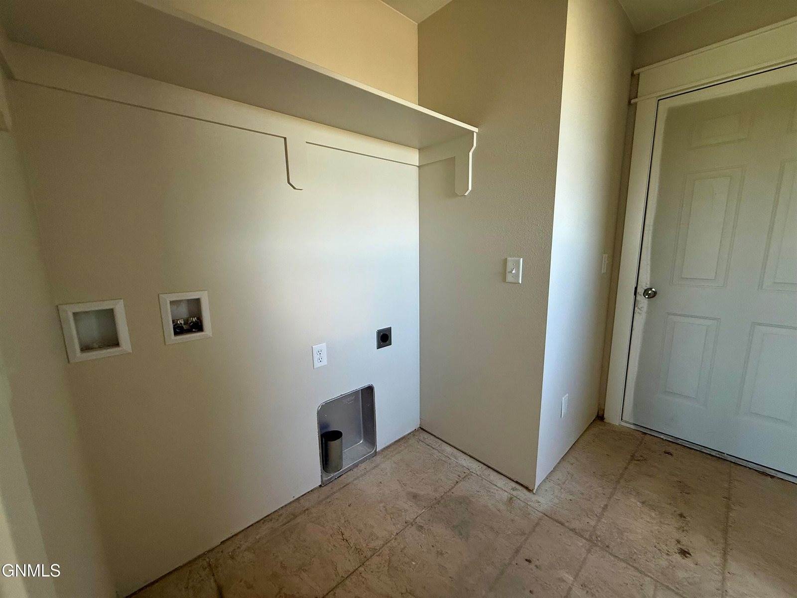 5990 Maple Lane, Williston, ND 58801