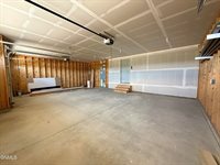 5990 Maple Lane, Williston, ND 58801