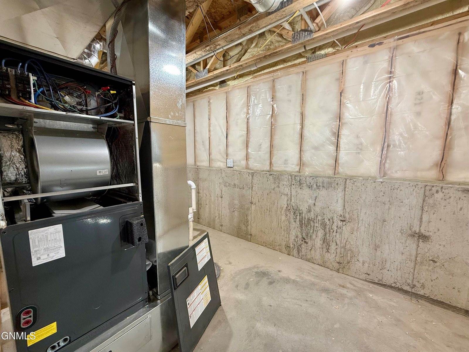 13680 Mulberry Loop NW, Williston, ND 58801