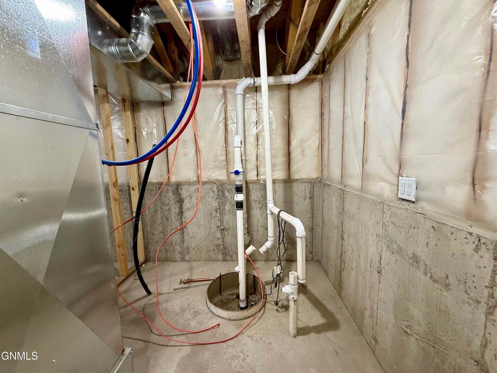 13680 Mulberry Loop NW, Williston, ND 58801