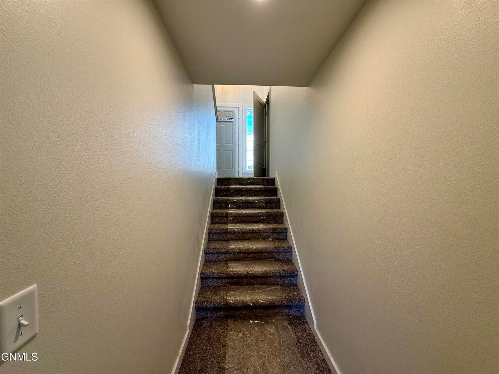 13680 Mulberry Loop NW, Williston, ND 58801