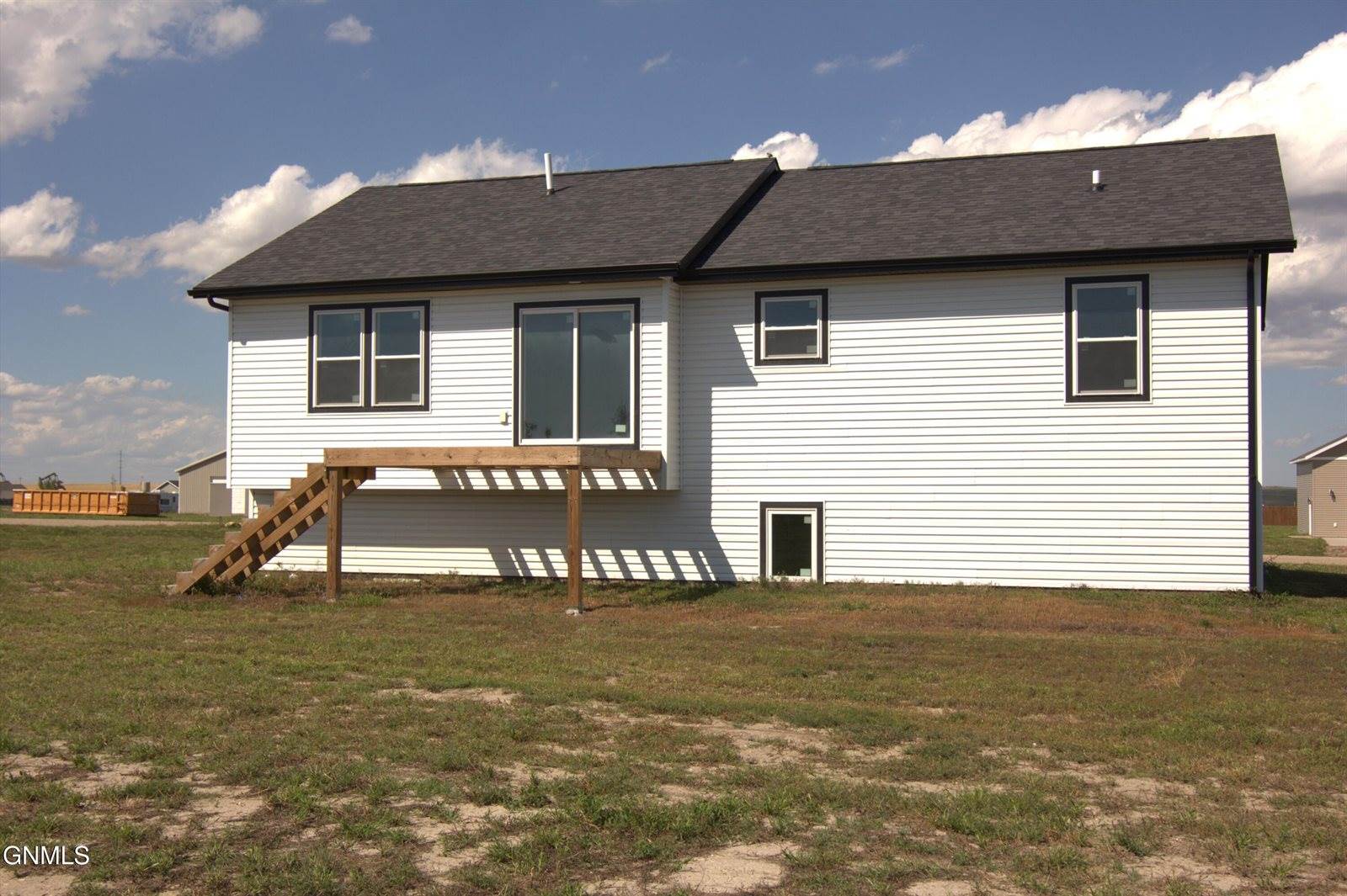 13680 Mulberry Loop NW, Williston, ND 58801