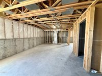 13680 Mulberry Loop NW, Williston, ND 58801