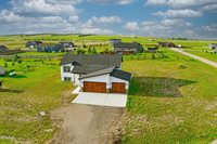 13680 Mulberry Loop NW, Williston, ND 58801