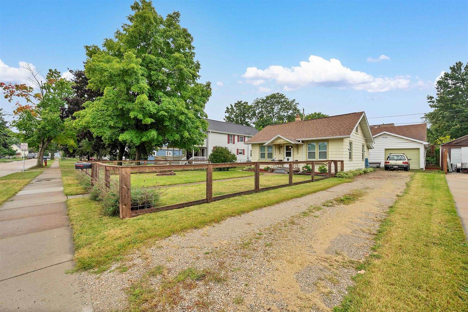 929 Wilson Street, Kaukauna, WI 54130