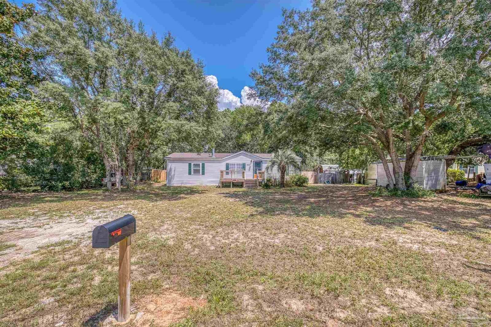 2192 Bergren Rd, Gulf Breeze, FL 32563