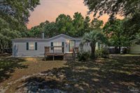 2192 Bergren Rd, Gulf Breeze, FL 32563