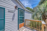 2192 Bergren Rd, Gulf Breeze, FL 32563