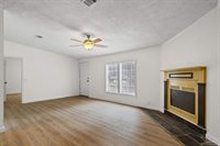 2192 Bergren Rd, Gulf Breeze, FL 32563