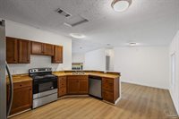 2192 Bergren Rd, Gulf Breeze, FL 32563