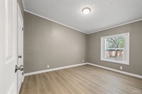 2192 Bergren Rd, Gulf Breeze, FL 32563