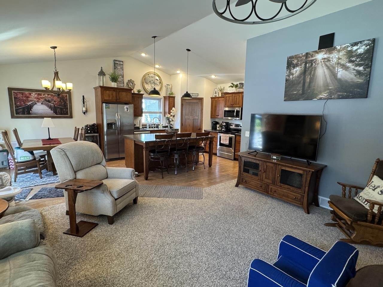 2260 Sisken Lane, Kronenwetter, WI 54455