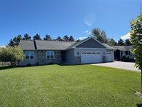 2260 Sisken Lane, Kronenwetter, WI 54455