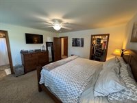 2260 Sisken Lane, Kronenwetter, WI 54455