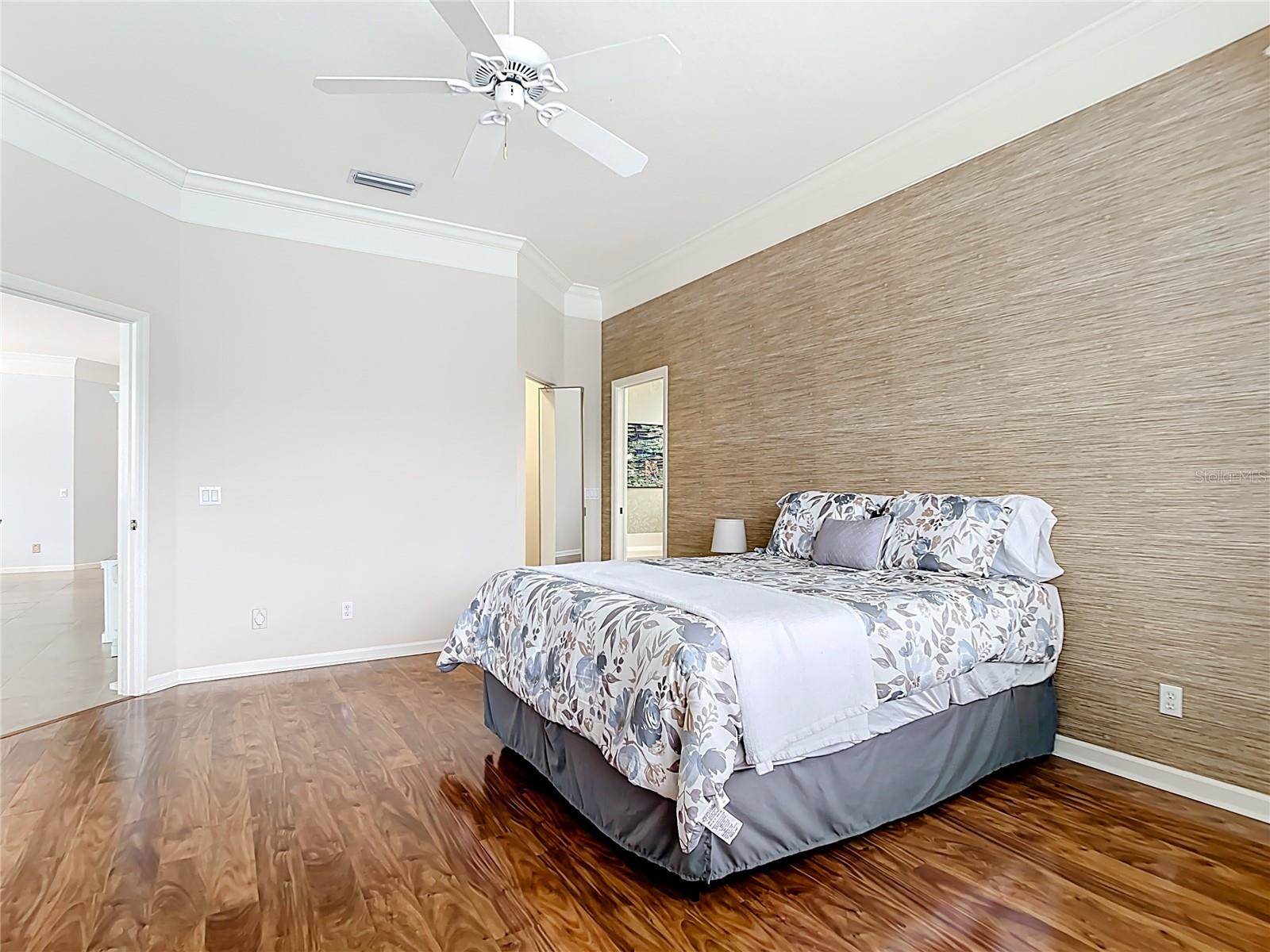 902 Tartan Drive, Venice, FL 34293