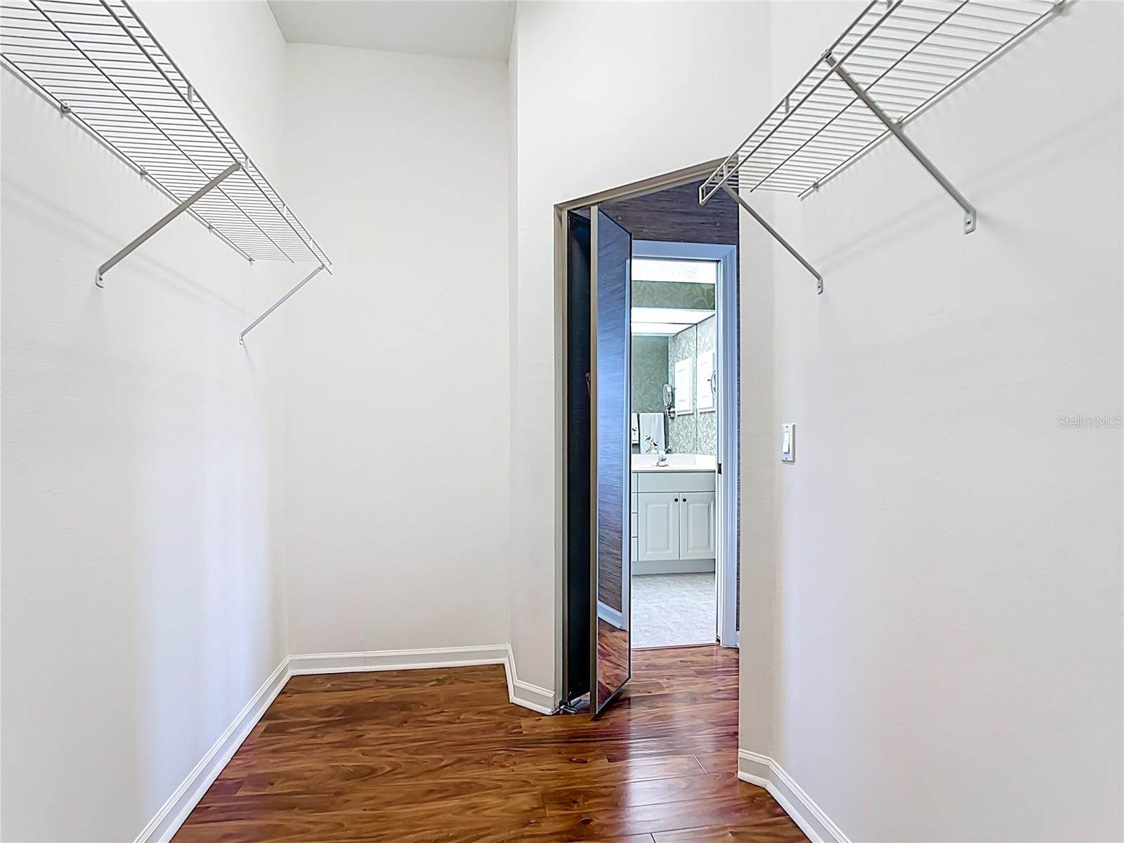 902 Tartan Drive, Venice, FL 34293