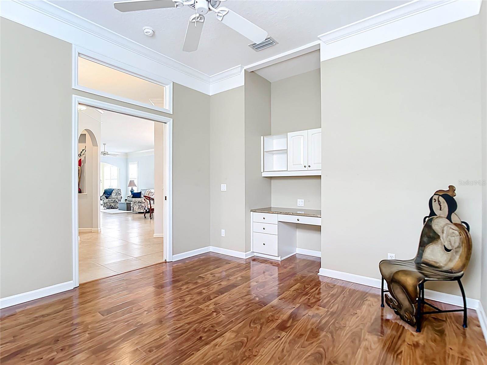 902 Tartan Drive, Venice, FL 34293