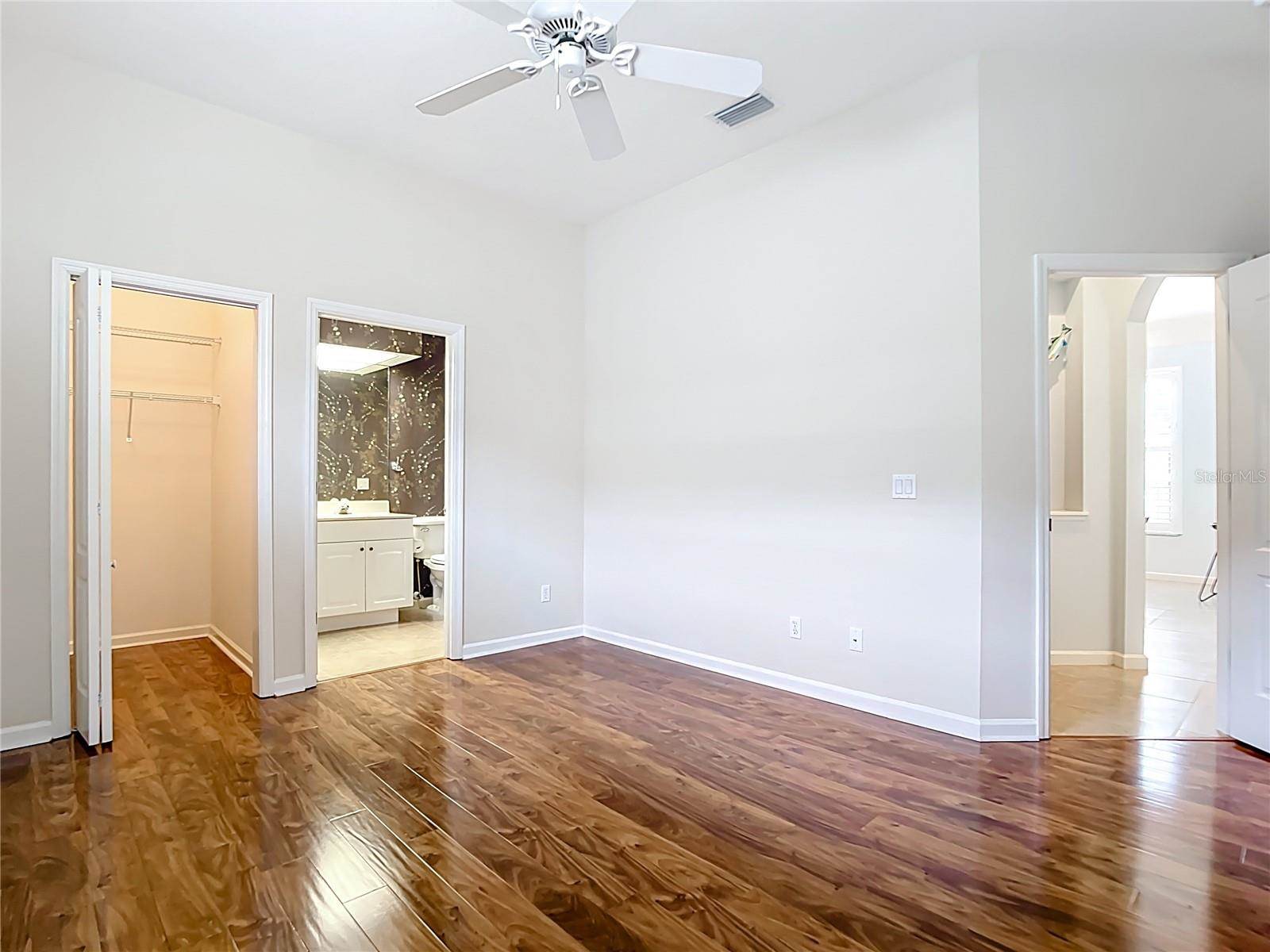 902 Tartan Drive, Venice, FL 34293