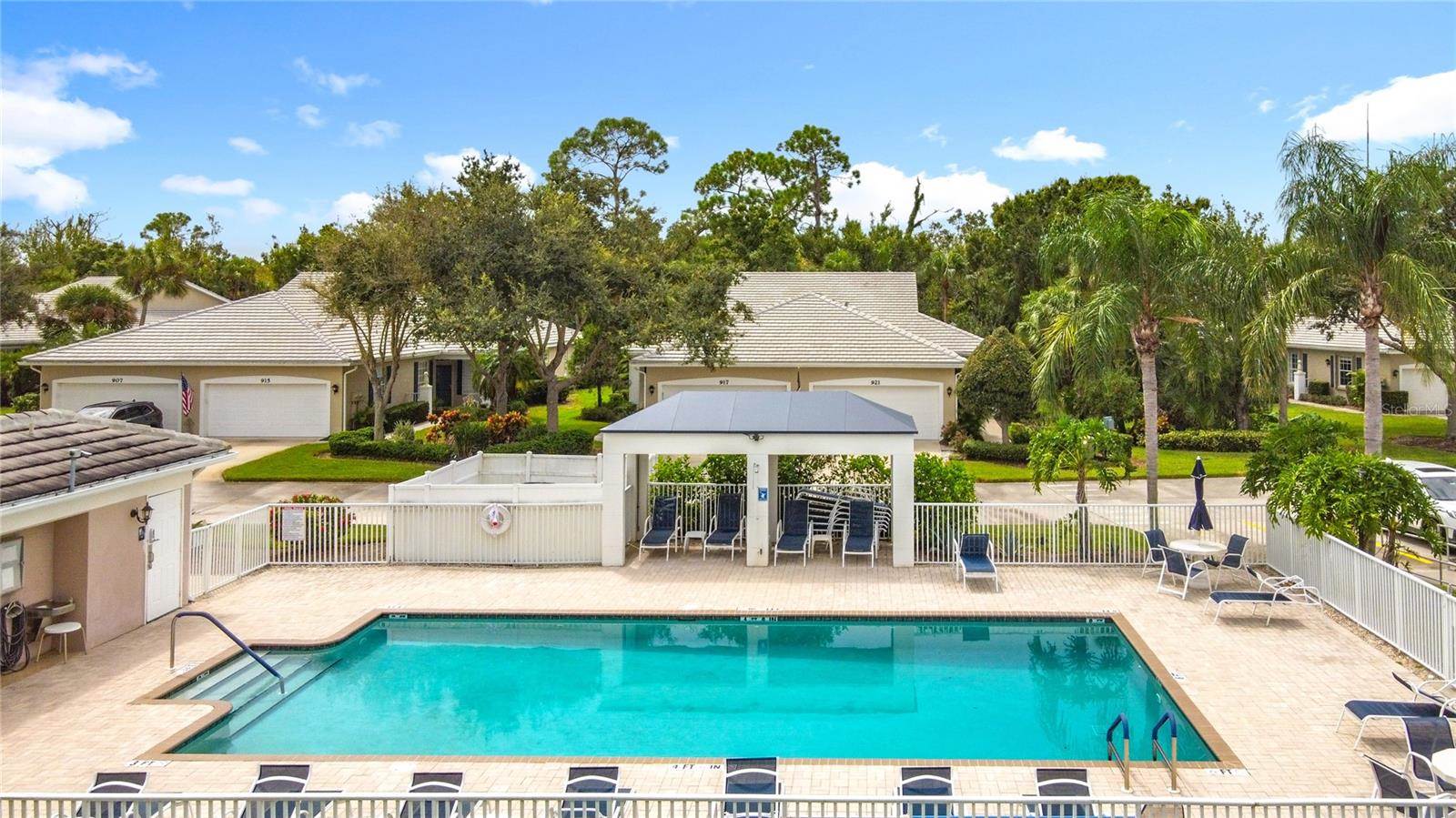 902 Tartan Drive, Venice, FL 34293