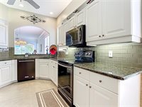 902 Tartan Drive, Venice, FL 34293