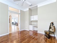 902 Tartan Drive, Venice, FL 34293