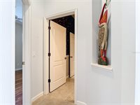 902 Tartan Drive, Venice, FL 34293