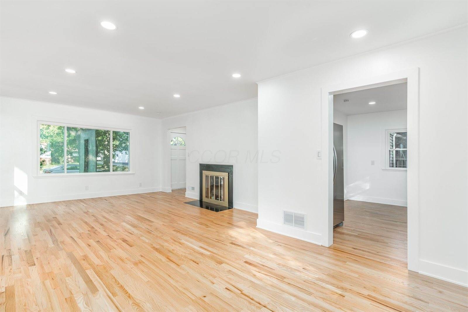 142 South Gould Road, Columbus, OH 43209