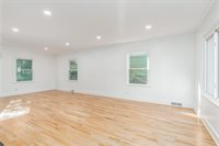 142 South Gould Road, Columbus, OH 43209