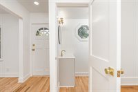 142 South Gould Road, Columbus, OH 43209