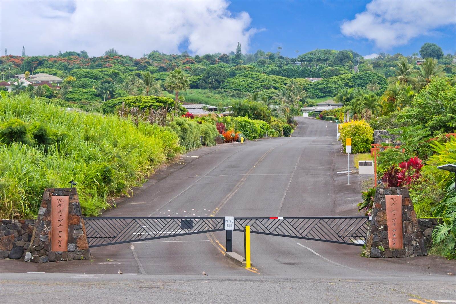 75-525 Nani Kailua Dr, Kailua-Kona, HI 96740