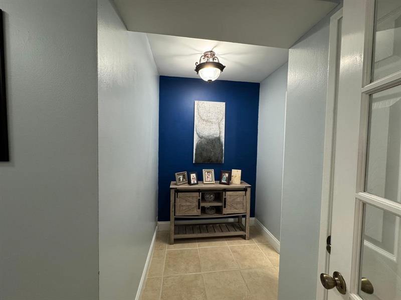 1770 NE 191st St 112-1, Miami, FL 33179