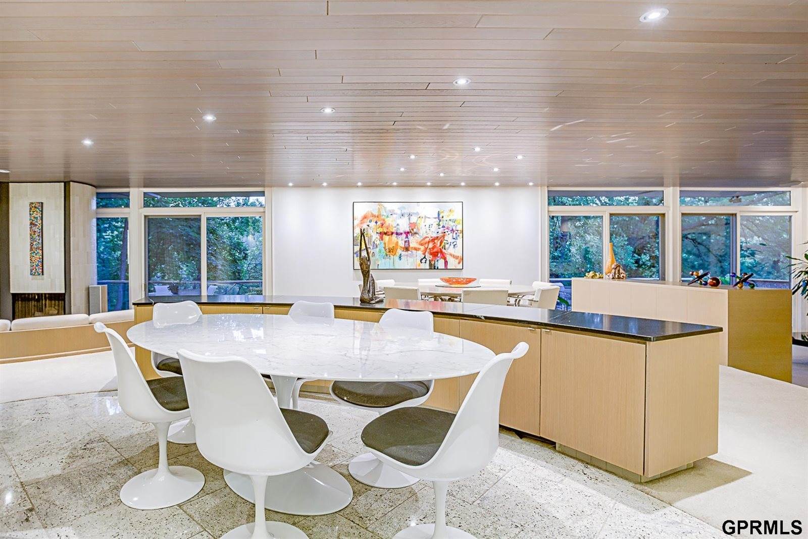 3105 Armbrust Drive, Omaha, NE 68124