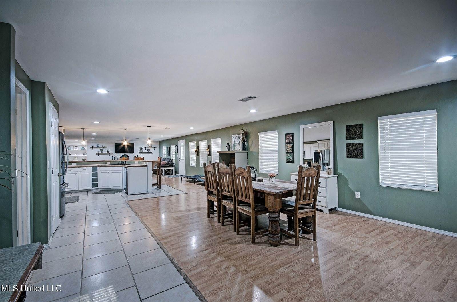 127 Canterbury Road, Brandon, MS 39042