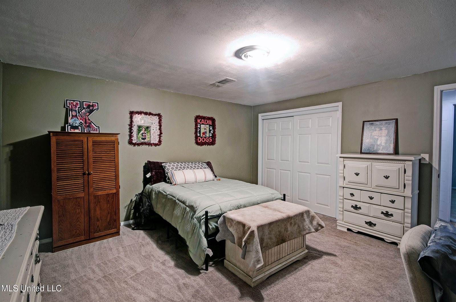 127 Canterbury Road, Brandon, MS 39042