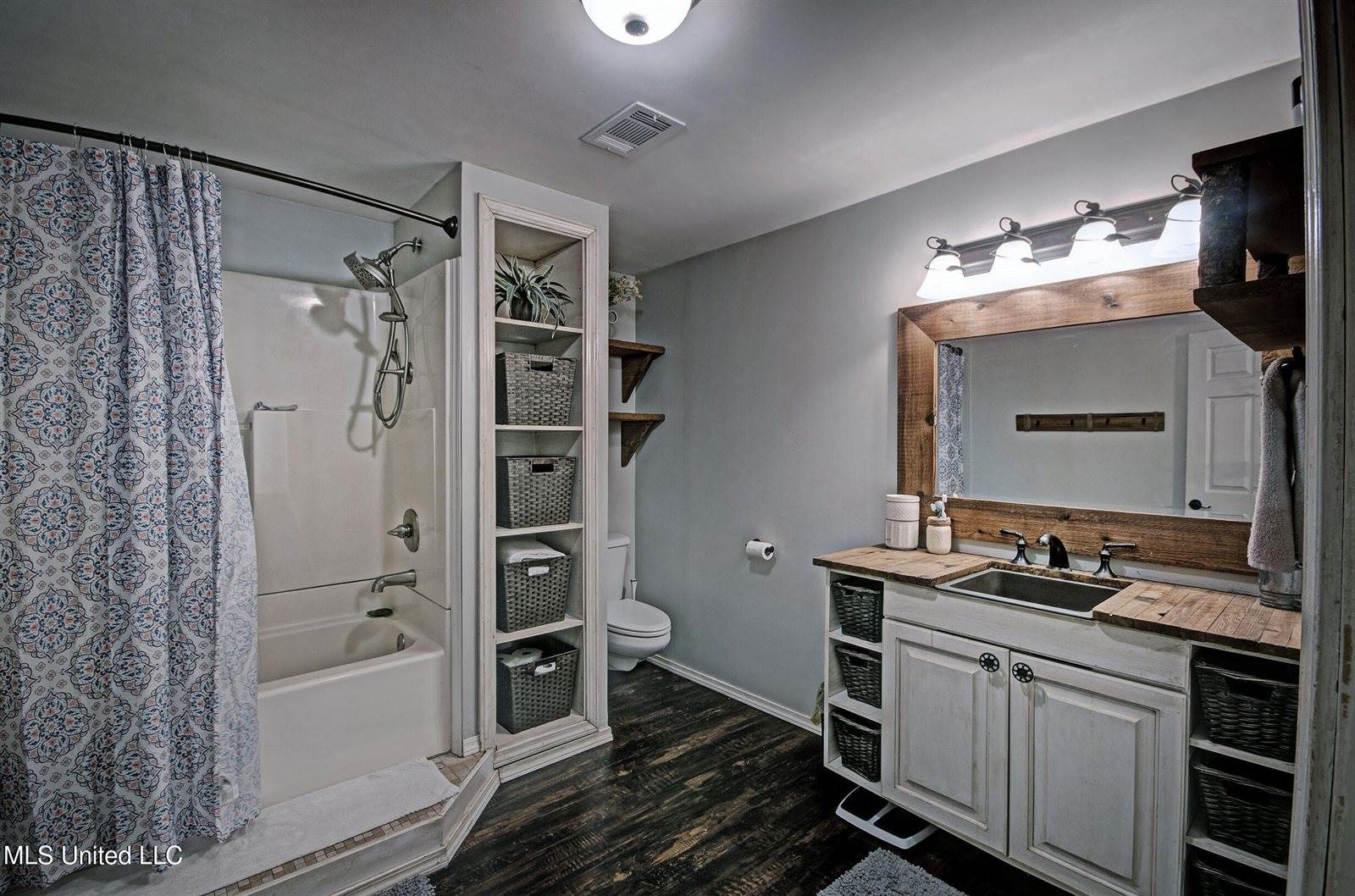 127 Canterbury Road, Brandon, MS 39042