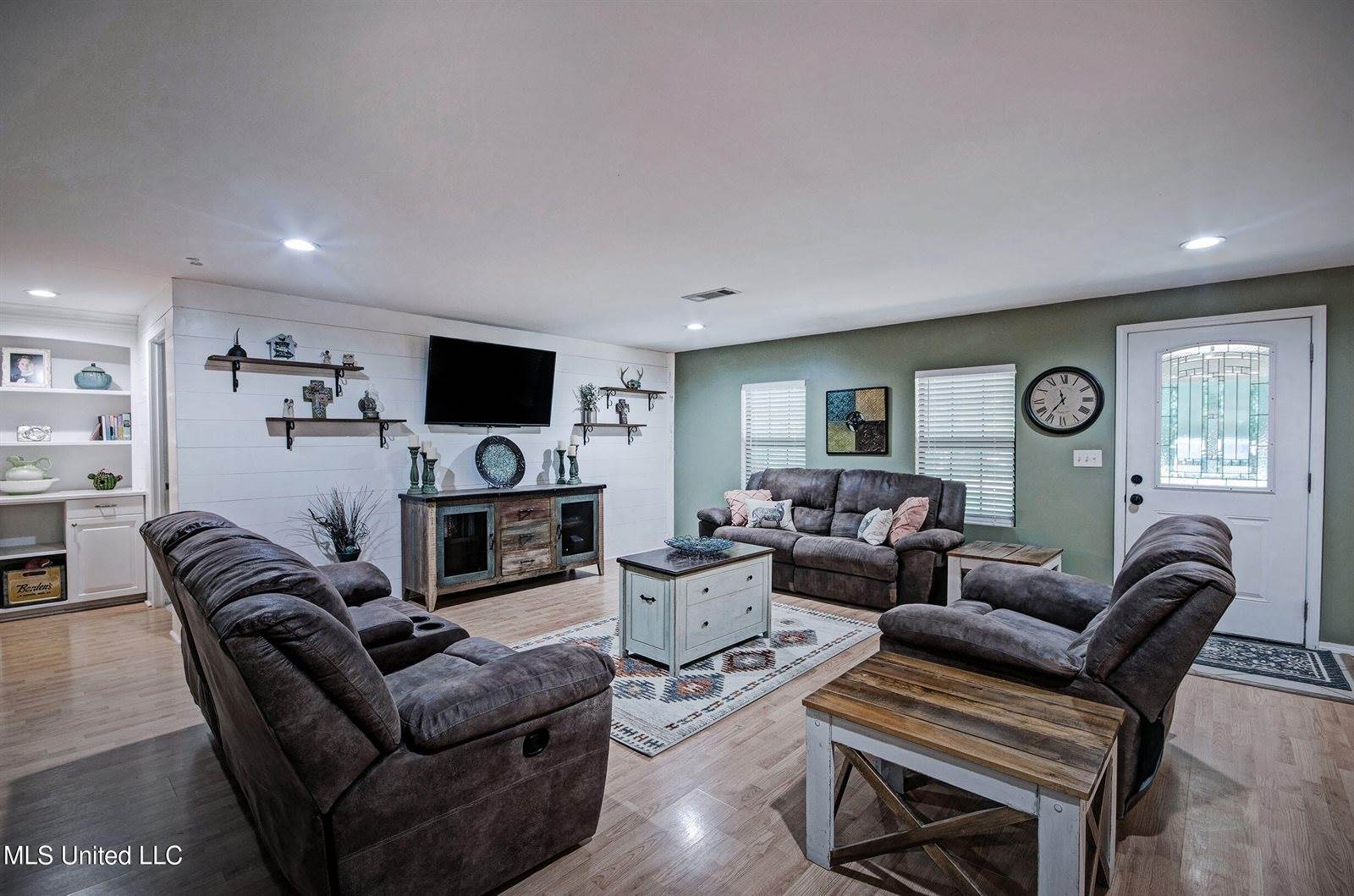 127 Canterbury Road, Brandon, MS 39042