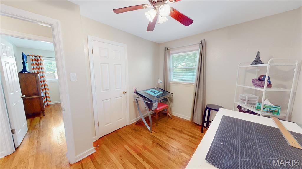 1020 Saint Patrice Lane, Florissant, MO 63031