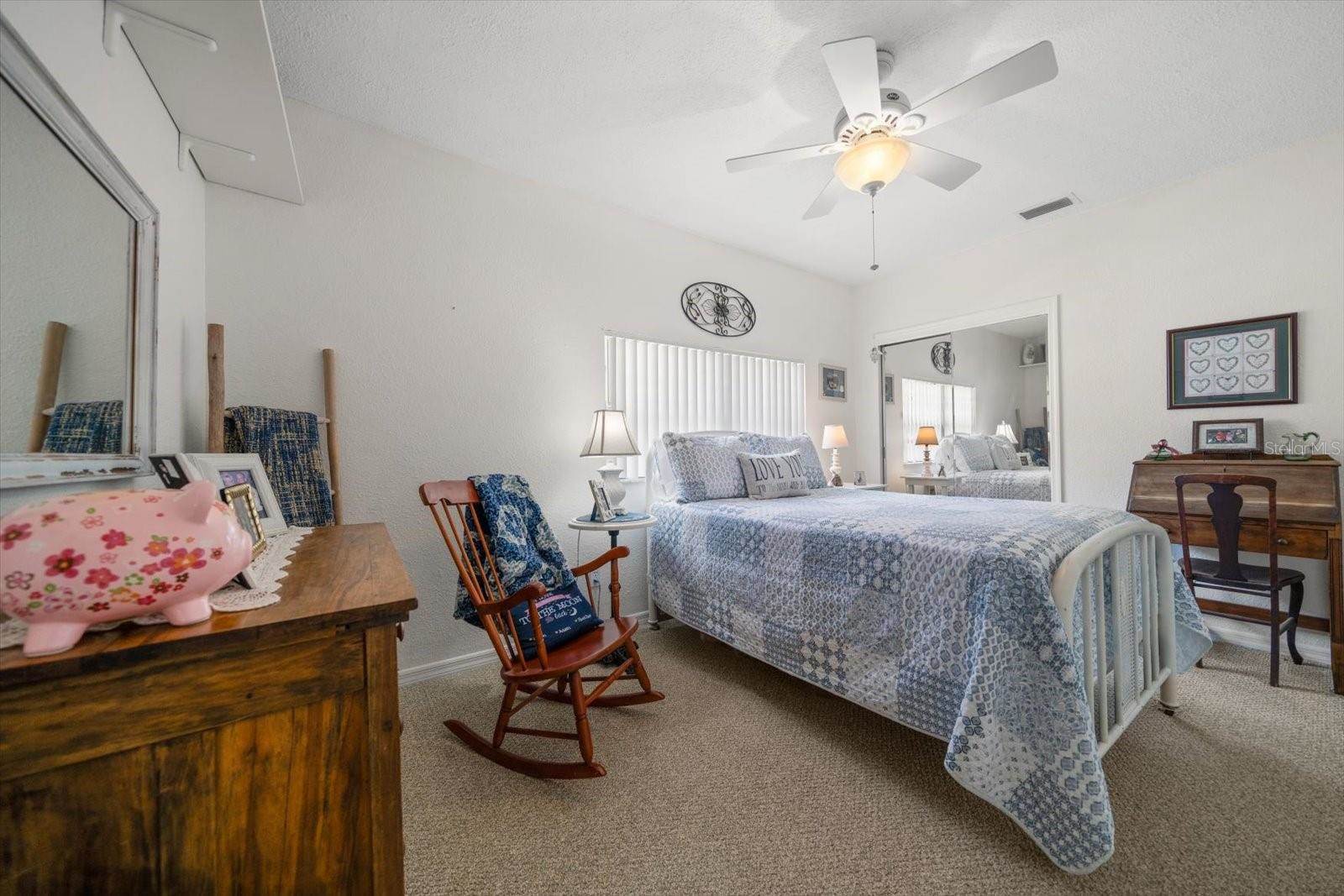 3290 70TH Avenue North, Saint Petersburg, FL 33702