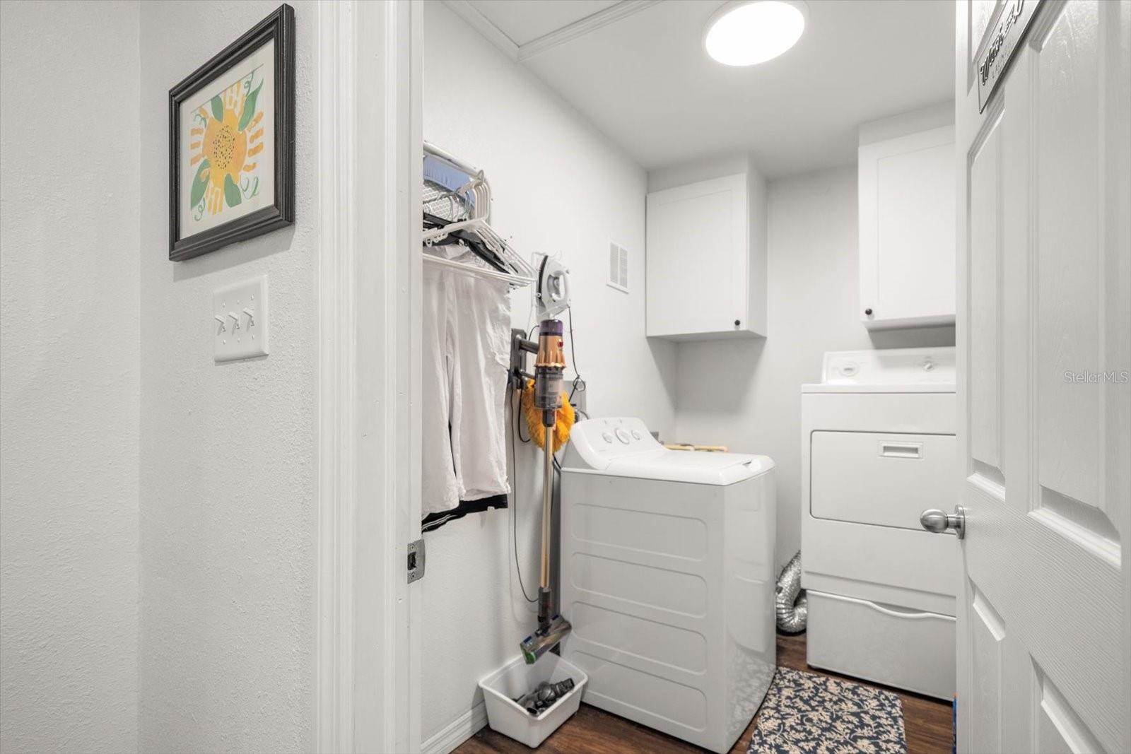 3290 70TH Avenue North, Saint Petersburg, FL 33702