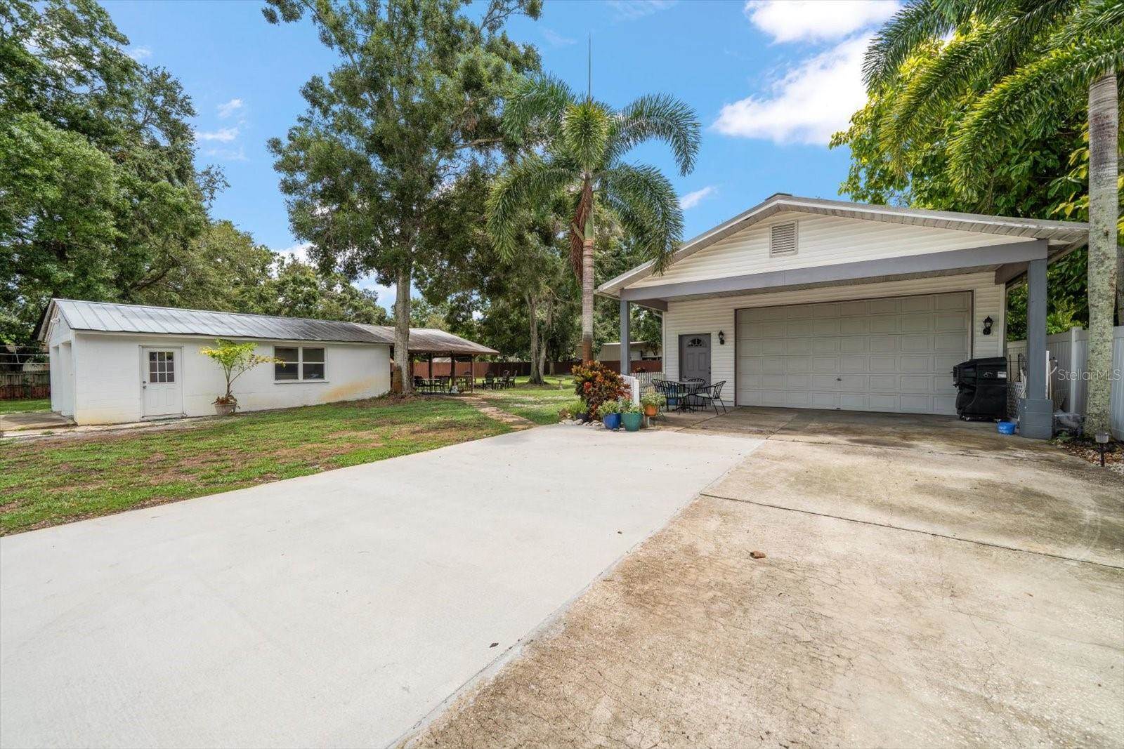 3290 70TH Avenue North, Saint Petersburg, FL 33702