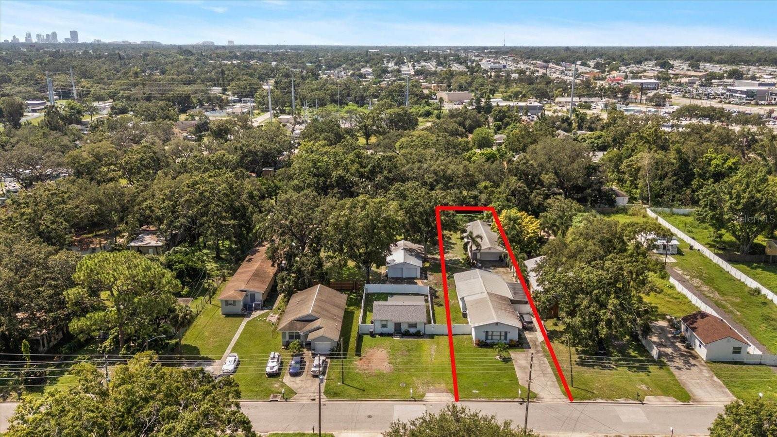 3290 70TH Avenue North, Saint Petersburg, FL 33702