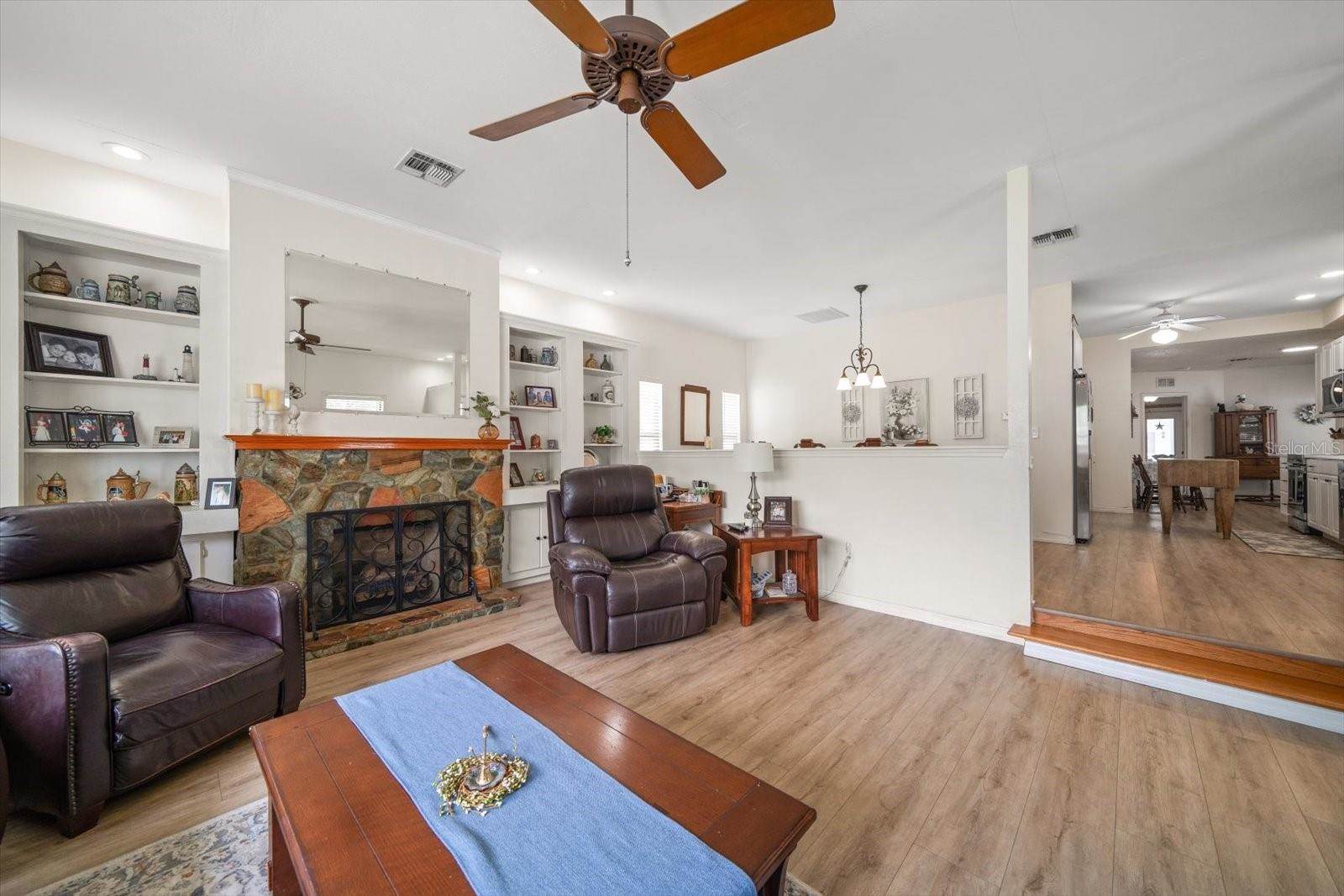 3290 70TH Avenue North, Saint Petersburg, FL 33702