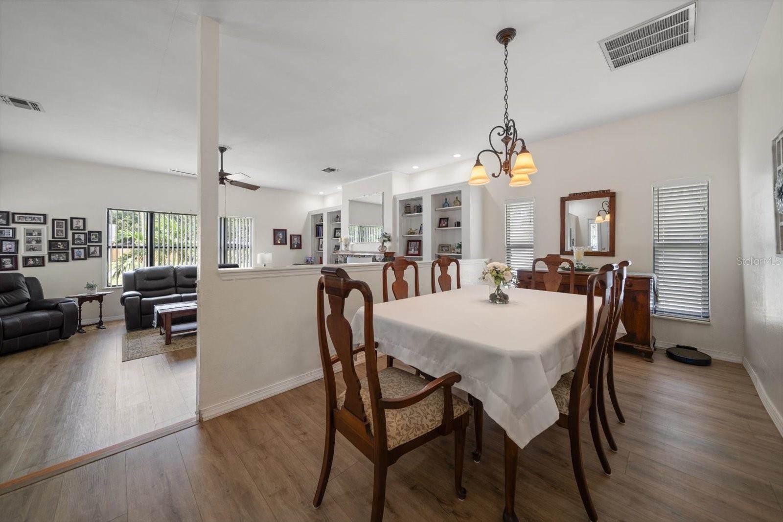 3290 70TH Avenue North, Saint Petersburg, FL 33702