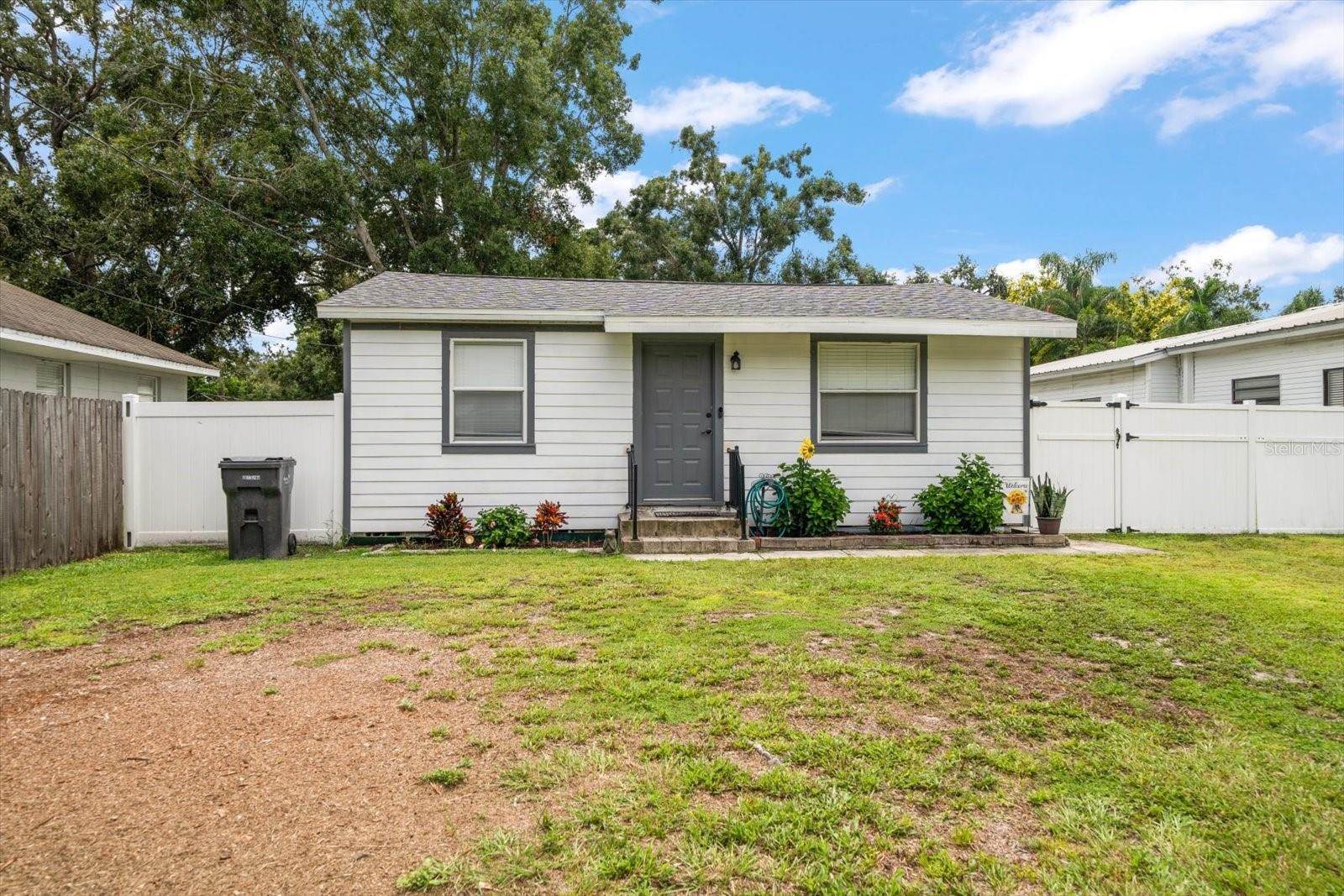 3270 70TH Avenue North, Saint Petersburg, FL 33702