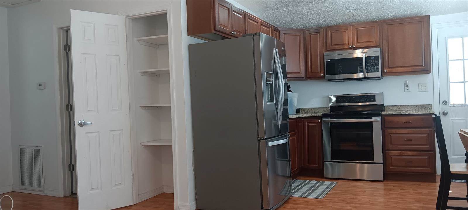 3270 70TH Avenue North, Saint Petersburg, FL 33702