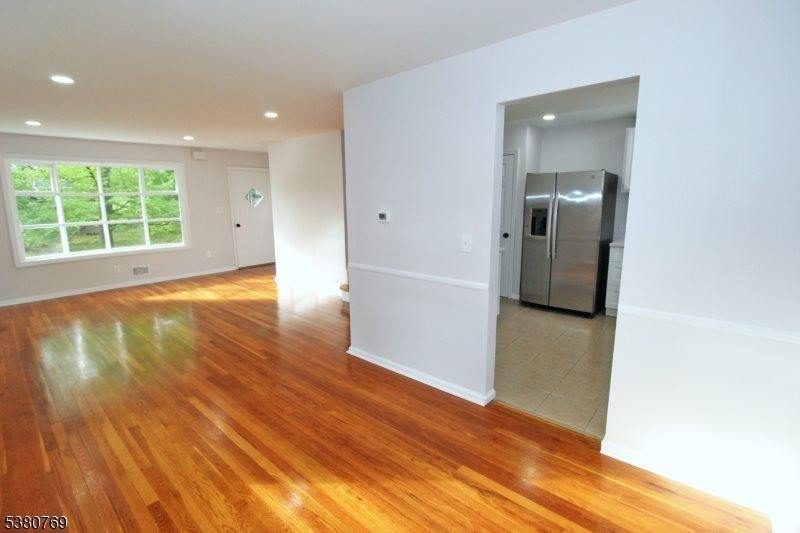 209 Pleasant Ave, Fanwood Boro, NJ 07023