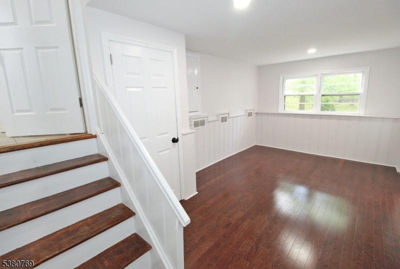 209 Pleasant Ave, Fanwood Boro, NJ 07023