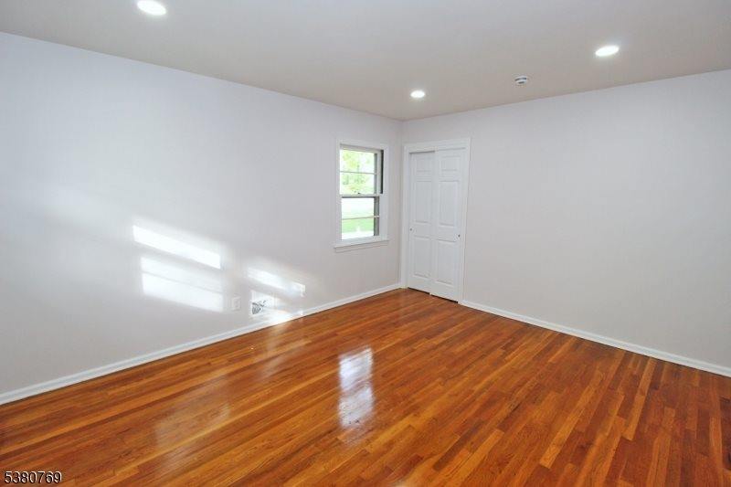 209 Pleasant Ave, Fanwood Boro, NJ 07023