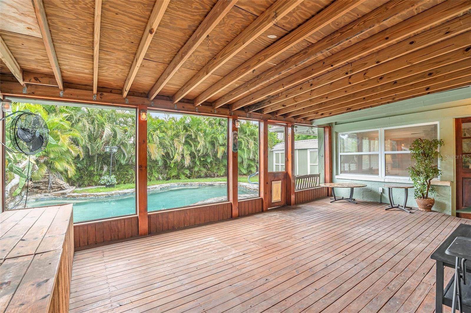 8897 Osprey Lane, Seminole, FL 33777