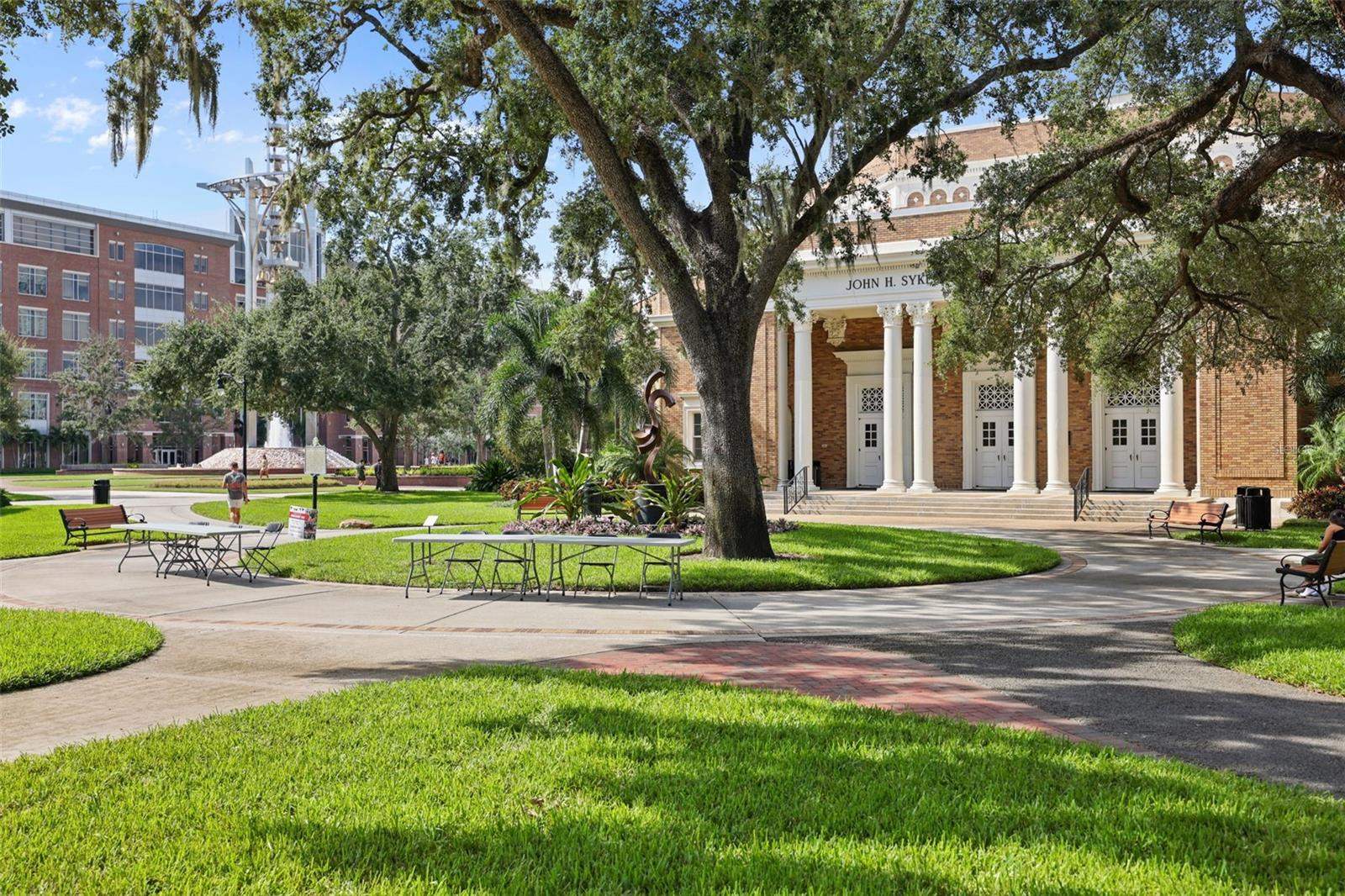 1000 West Horatio Street, Tampa, FL 33606